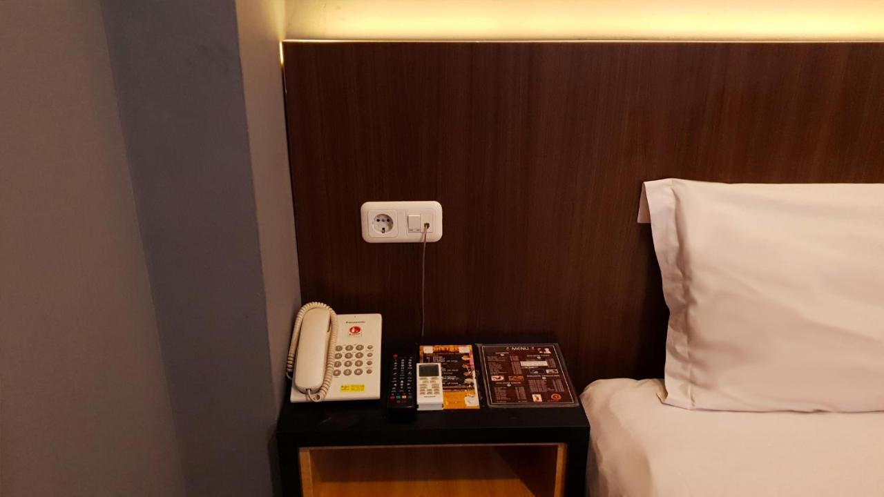 Sunrise Hotel Jogja Kejayan Luaran gambar