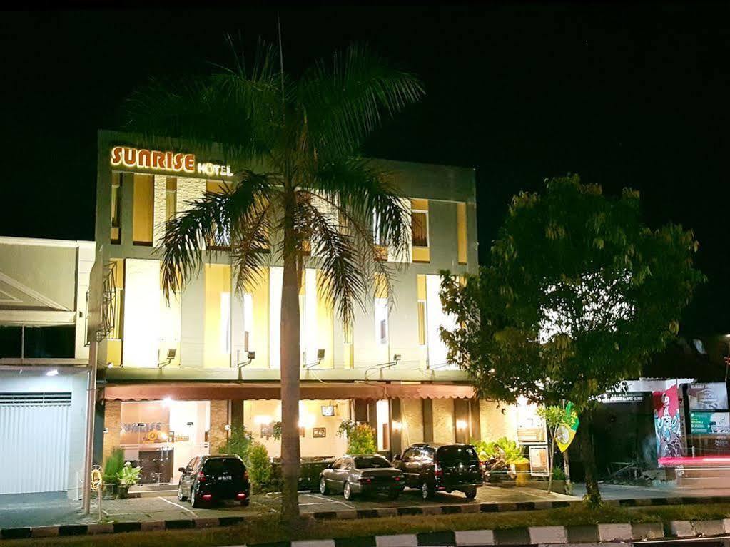 Sunrise Hotel Jogja Kejayan Luaran gambar