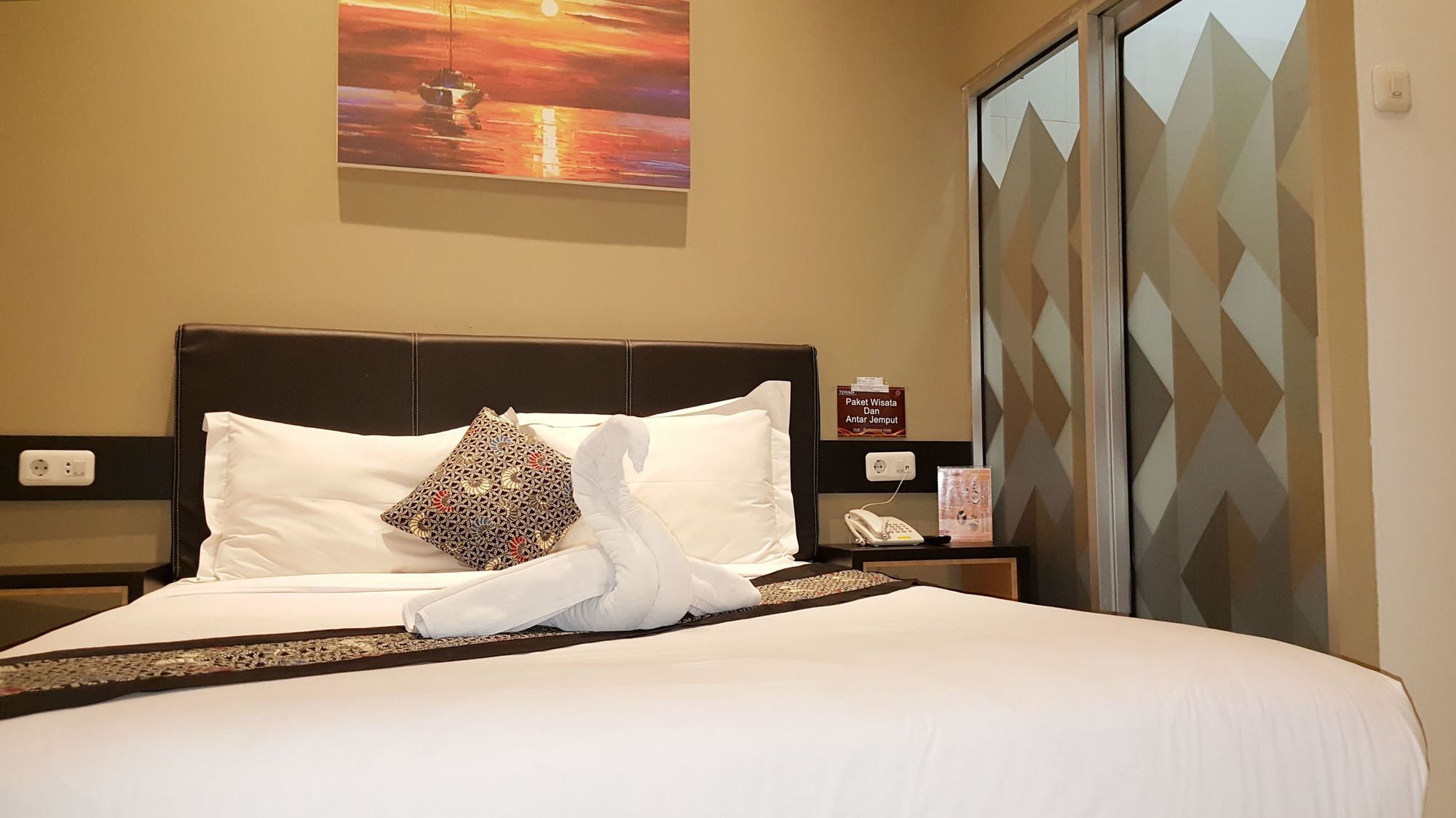 Sunrise Hotel Jogja Kejayan Luaran gambar
